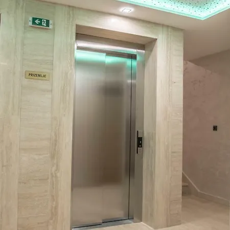 Apartment Skynet *